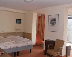 Double Room - Berg-gasthof & Hotel Hötzelein (Kunreuth, Alemania)