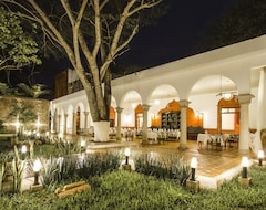 Hotel Hacienda Santa Cruz (Merida, Mexico)