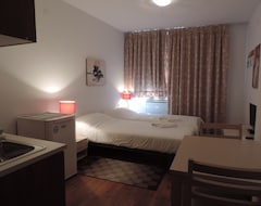 Khách sạn Gondola Apartments & Suites (Bansko, Bun-ga-ri)