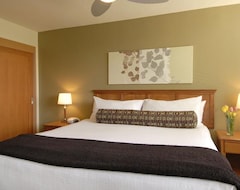 Hotel West Coast Suites At Ubc (Vancouver, Canadá)