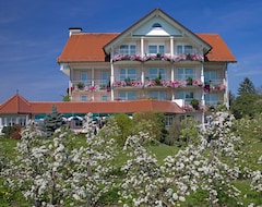Khách sạn Hotel-Restaurant Walserhof (Wasserburg, Đức)