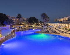 Khách sạn Marsenses Paradise Club Hotel (Cala'n Bosc, Tây Ban Nha)