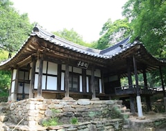 Pansion Jinrae Lee's Traditional House (Boseong, Južna Koreja)