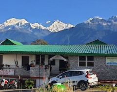 Hotel Snow Valley Rooftop (Pelling, India)