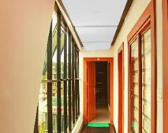 Khách sạn Treebo Trend Nigara Residency (Kumily, Ấn Độ)