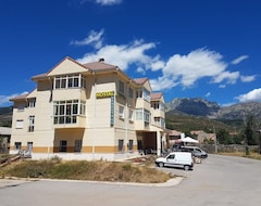 Hotel Hostal Asador La Montana (Triollo, Spain)