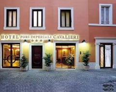 Otel Fori Imperiali Cavalieri (Roma, İtalya)
