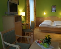 Khách sạn Hotel Belvedere (Semmering, Áo)