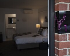 Khách sạn Daylesford Art Motel (Daylesford, Úc)