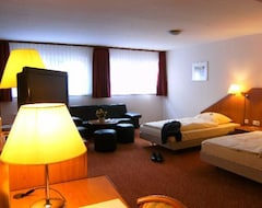 Hotel Aviva (Groß Zimmern, Tyskland)