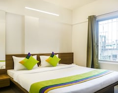 Otel Treebo Trend Luxe Suite (Pune, Hindistan)