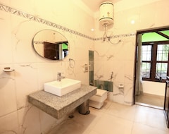 Hotel New Bhandari Swiss Cottage (Rishikesh, India)