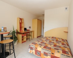 Hotel Apparts Meubles Residence Columba (Agen, France)