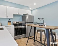 Casa/apartamento entero Bright And Spacious Condo In Downtown Collingwood 97043 (Collingwood, Canadá)