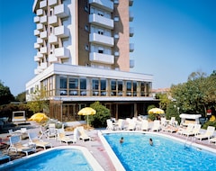Khách sạn Hotel Alexandra Plaza (Riccione, Ý)