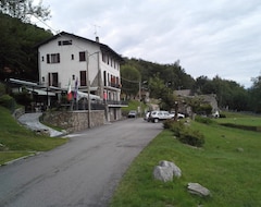 Hotelli Diana (Tronzano Lago Maggiore, Italia)