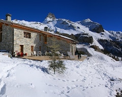 Otel Chalet Colinn (Val d'Isère, Fransa)