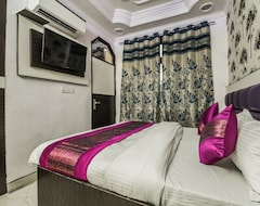 OYO 15764 Hotel Akash Continental (Delhi, Hindistan)