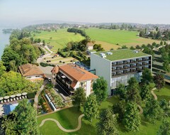 Hotel Seerose Resort & Spa (Meisterschwanden, Switzerland)
