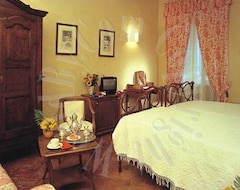 Hotel La Tana Dell'Istrice (Civitella d'Agliano, Italy)