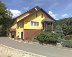 Hotel Biegun Dom Gościnny (Jedlina-Zdrój, Polonia)
