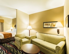 Hotel Comfort Suites Beaumont I-10 (Beaumont, USA)