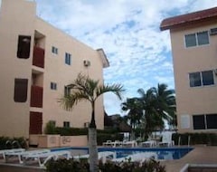 Hotel Grand Royal Lagoon (Cancún, México)