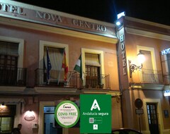 فندق Nova Centro (جيريز دي لا فرونتيرا, أسبانيا)