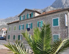 Hostel / vandrehjem Hostel 4U (Kotor, Montenegro)