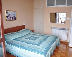 Hotel Room Novakovic (Biograd na Moru, Croatia)