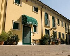 Hotelli Corte Antica (Villafranca di Verona, Italia)