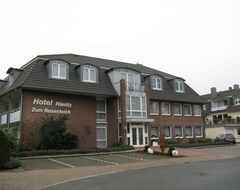 Khách sạn Hotel Zum Rosenteich (Bad Zwischenahn, Đức)