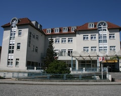 Khách sạn Hotel Atrium (Crimmitschau, Đức)