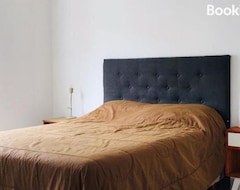 Entire House / Apartment Sanseveria Rent Apart (Junín, Argentina)