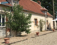 Toàn bộ căn nhà/căn hộ Maison Du Fermier (Épineuil-le-Fleuriel, Pháp)
