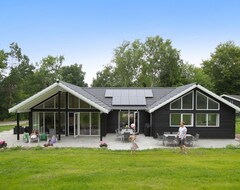 Cijela kuća/apartman Stilvoll Eingerichtetes Poolhaus Mit Aktivitätsraum Für 14 Personen (Fredensborg-Humlebæk, Danska)