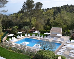 Hotel Restaurant La Vague de Saint Paul (Saint-Paul-de-Vence, France)