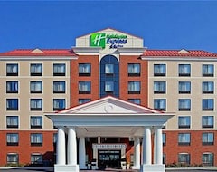 Holiday Inn Express & Suites Albany Airport Area - Latham, An Ihg Hotel (Latham, ABD)