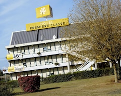Hotel Premiere Classe Niort Est La Creche (La Crèche, France)