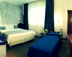 Khách sạn Hotel Medea - Adults Only (Alba, Ý)