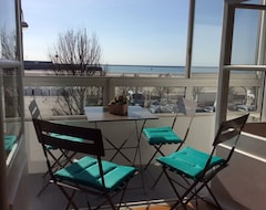 Hele huset/lejligheden Luxury Apartment (120 M2) On Two Floors In A House Facing The Sea (Boulogne-sur-Mer, Frankrig)