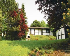 Cijela kuća/apartman Detached Holiday House With A Sun Terrace And Lawn (Meschede, Njemačka)
