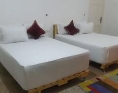 Hotel Nap Lodge (Accra, Gana)