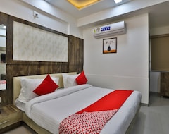 Casa/apartamento entero OYO 30683 Krishna Palace (Mehsana, India)