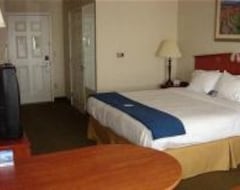 Holiday Inn Express Hotel & Suites Watsonville, An Ihg Hotel (Watsonville, Sjedinjene Američke Države)