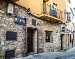 Hotel Hostal Hueso (Trujillo, Spain)