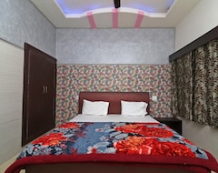 HOTEL TAJ DELUXE, Agra (Agra, India)