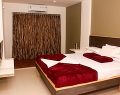 Khách sạn Anugraha Deluxe (Kolhapur, Ấn Độ)