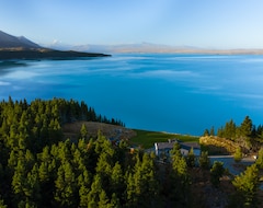 Hotel Mt Cook Lakeside Retreat (Twizel, New Zealand)
