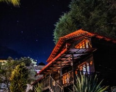 Hotel Otro Rollo En Jilotepec By Rotamundos (Zacapoaxtla, México)